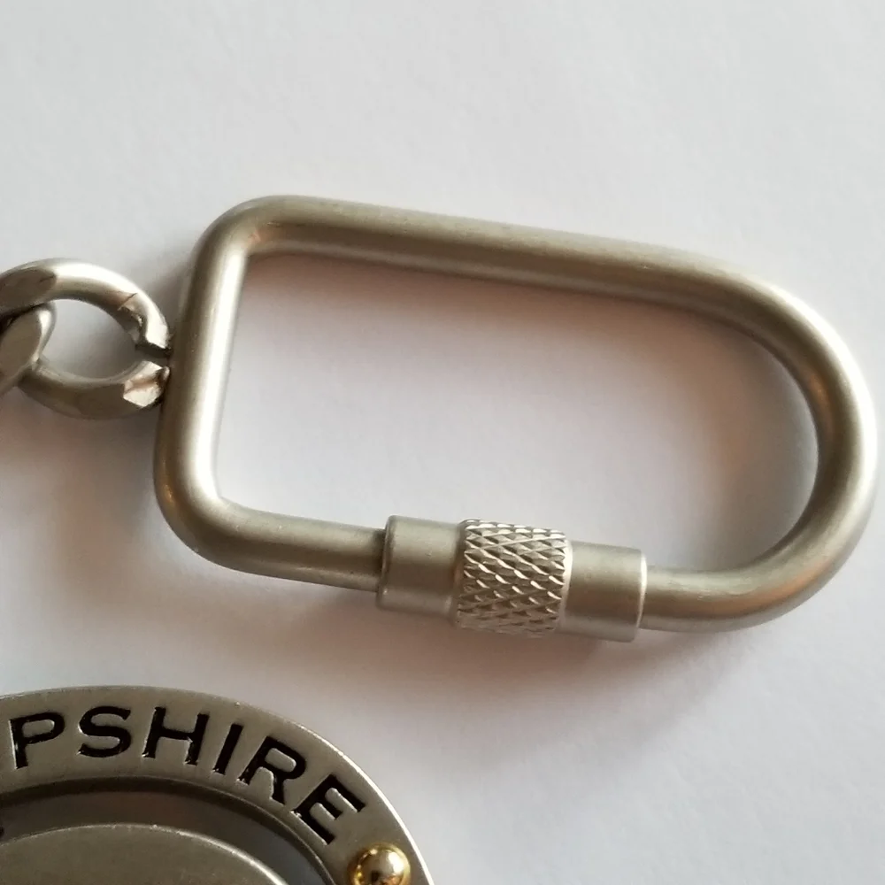 New Hampshire International Speedway spinner keychain key chain ring silver tone